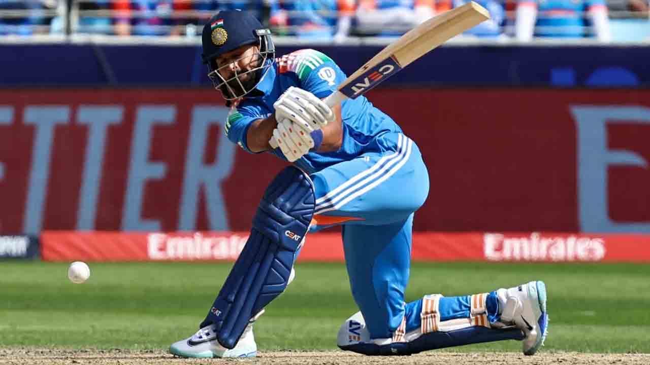 ICC Champions Trophy | అర్ధ సెంచరీ పూర్తి చేసుకున్న శ్రేయాస్‌.. టీం ఇండియా 128/4