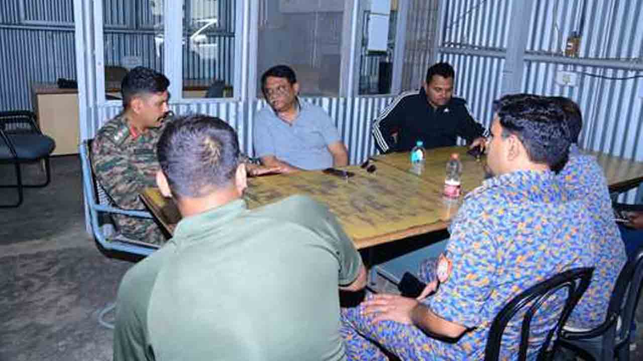 SLBC rescue operation | ఎస్సెల్బీసీ సొరంగంలో కొనసాగుతున్న సహాయక చర్యలు