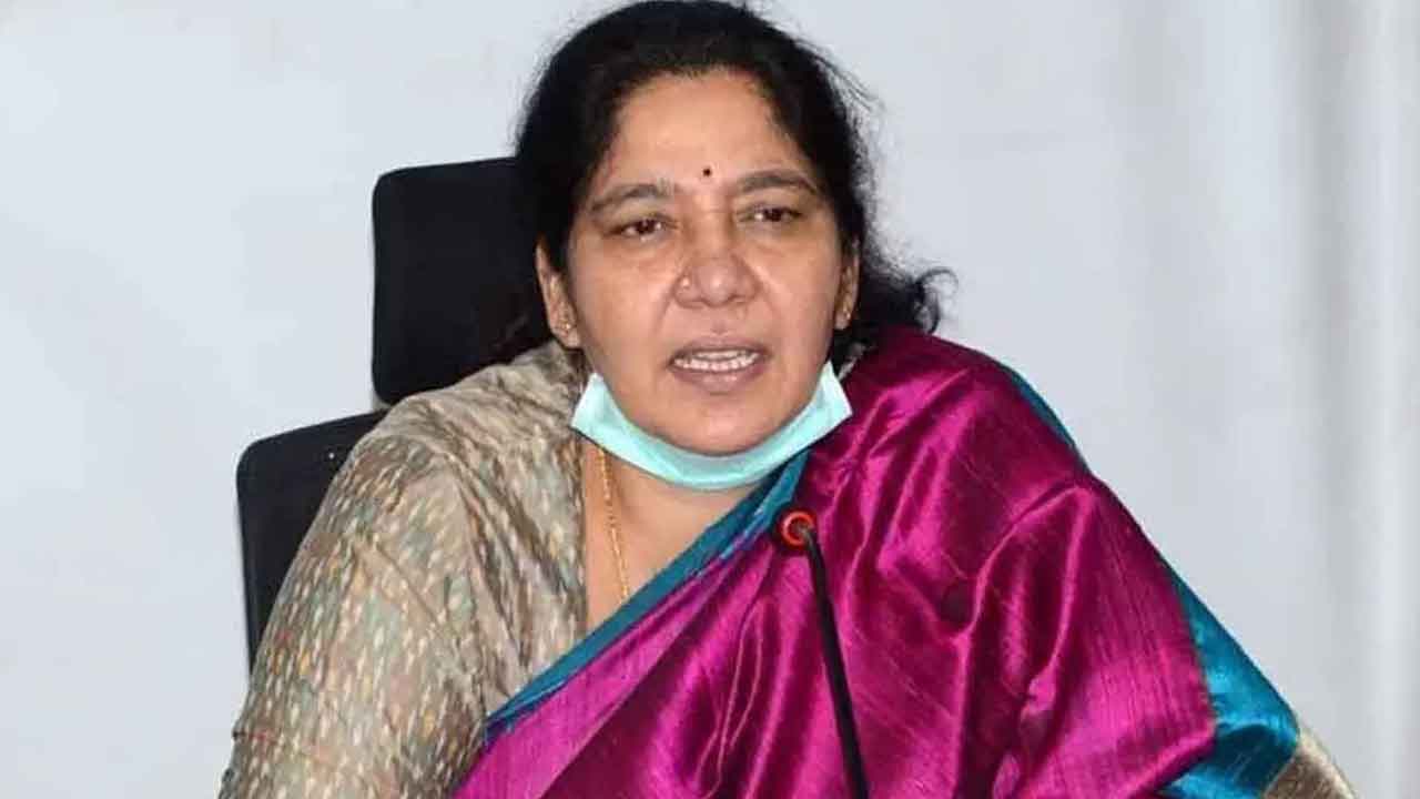 యూట్యూబర్స్‌పై సీఎం వ్యాఖ్యలు దేనికి నిదర్శనం?