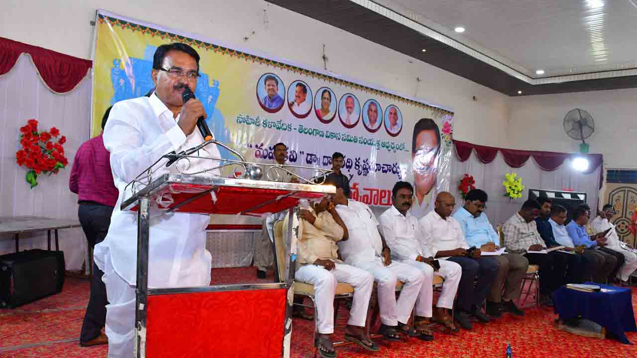 ఆదర్శప్రాయుడు దాశరథి