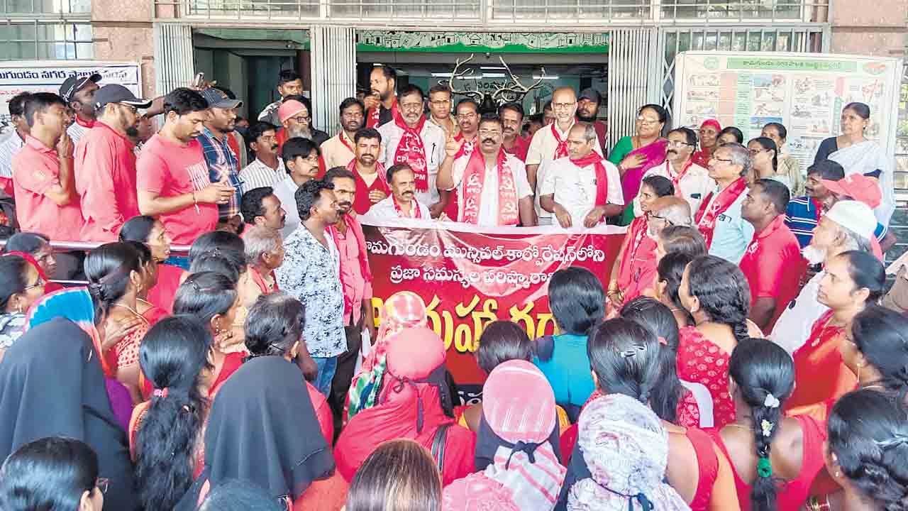 ఆరు గ్యారెంటీలు అడిగితే అరెస్టు చేస్తరా?