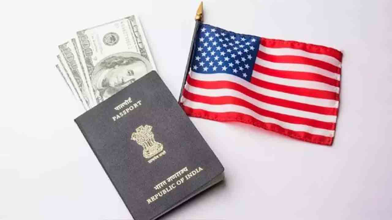 Student Visas | అమెరికాలో విద్యార్థి వీసాలకు కత్తెర.. ఒక్క ఏడాదిలో 41 శాతం దరఖాస్తుల తిరస్కరణ