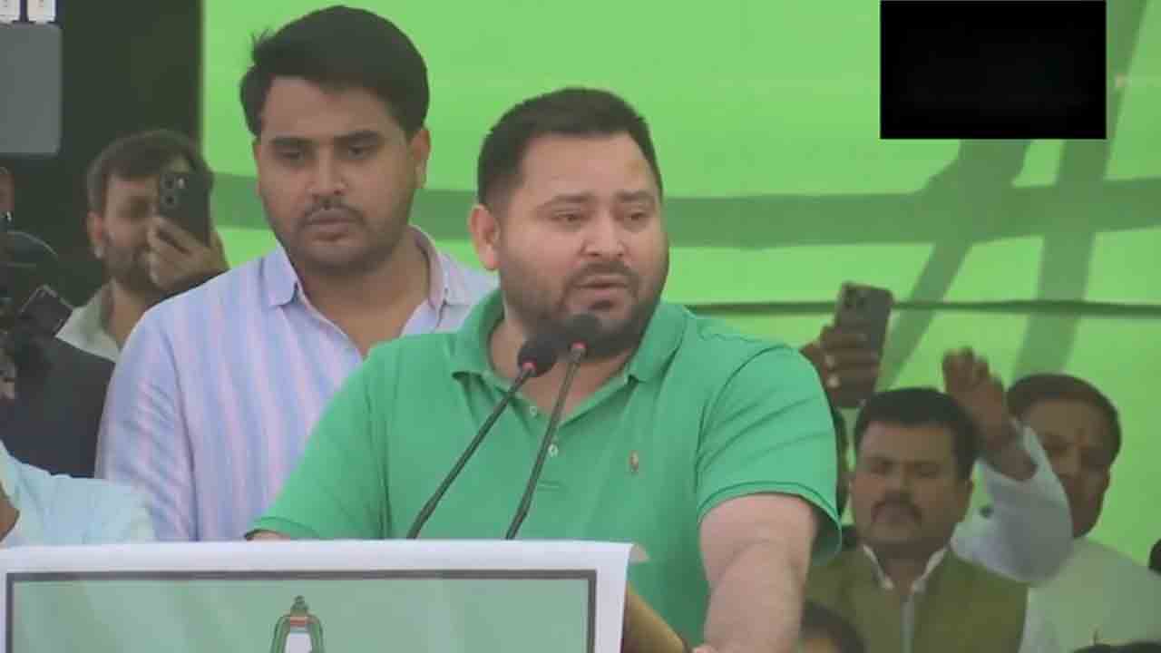Tejashwi Yadav | మీకు 75 ఏళ్ల ముఖ్యమంత్రి కావాలా..? బీహార్ ప్రజలకు తేజస్వి యాదవ్‌ ప్రశ్న