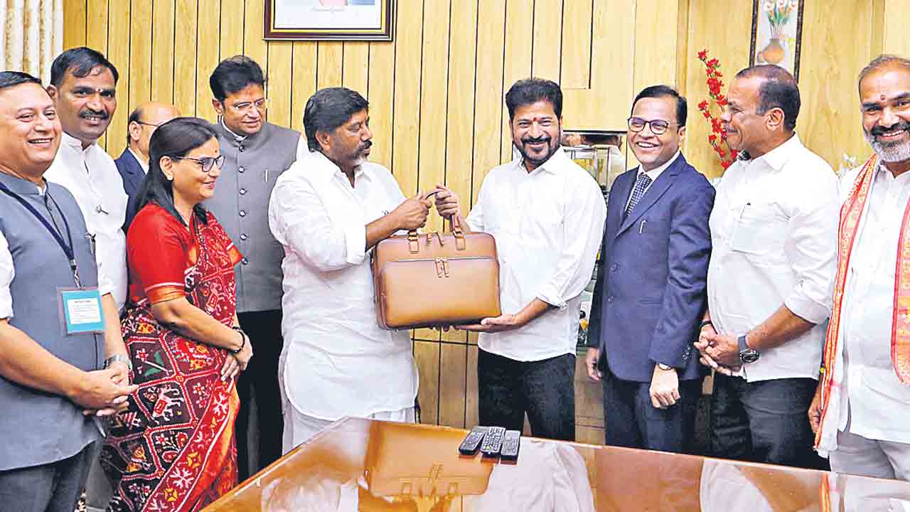 Telangana Budget | 3.04 లక్షల కోట్లతో రాష్ట్ర బడ్జెట్.. పొంతనలేని వ్యాఖ్యలు, చర్యలు