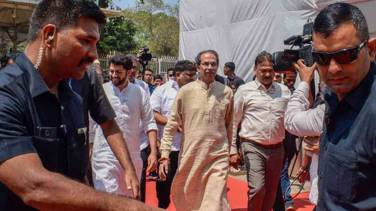 Uddhav Thackeray | అందులో తప్పేముంది..? : కునాల్‌ కమ్రా వ్యాఖ్యలపై ఉద్ధవ్‌ థాకరే