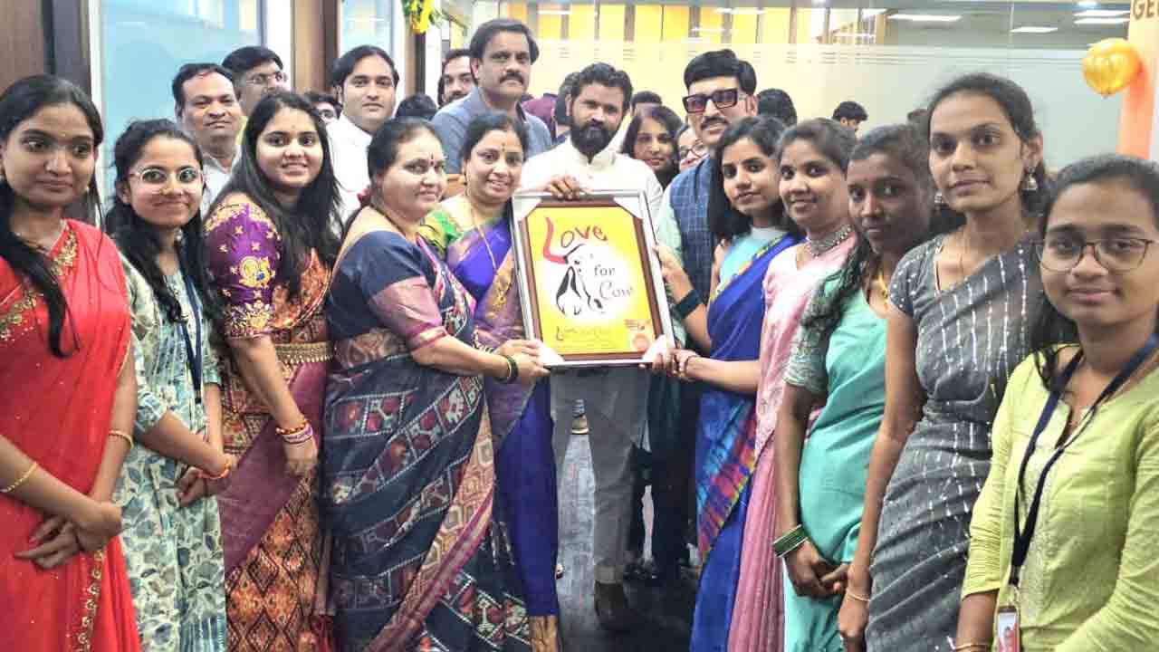 Ugadi Awards | బ్లీస్ బర్గ్ ఫ్యూచర్ సంస్థ ఆధ్వర్యంలో ఉగాది పురస్కారాల ప్రధానం