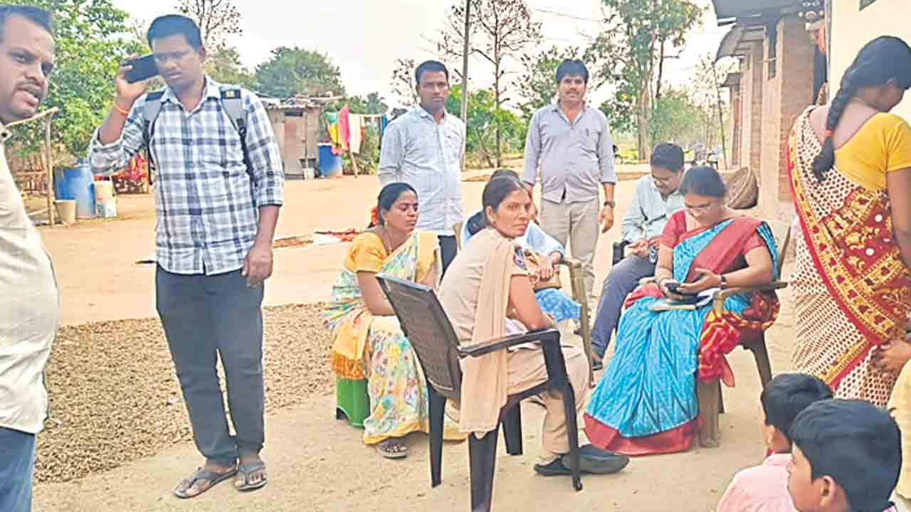 మగబిడ్డ కోసం మైనర్ తో పెండ్లి