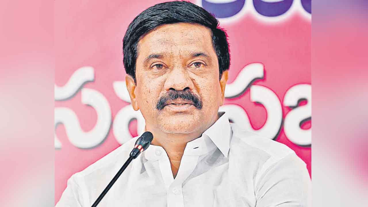 బీజేపీకి బీ టీం కాంగ్రెస్‌