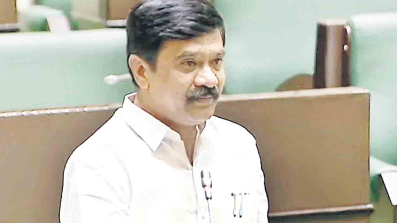 పసుపు రైతును ఆదుకోవాలి..