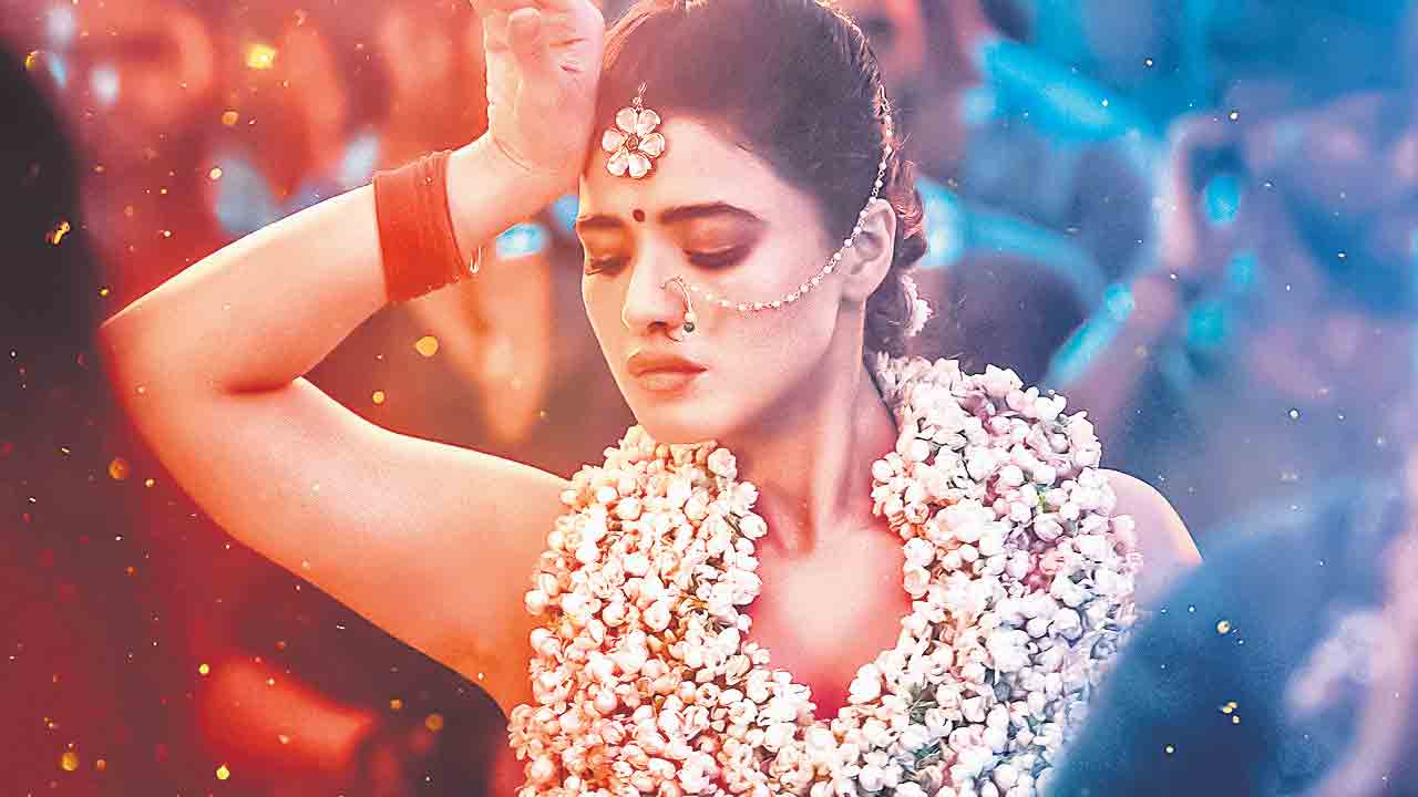 అదిదా సర్‌ప్రైజ్‌