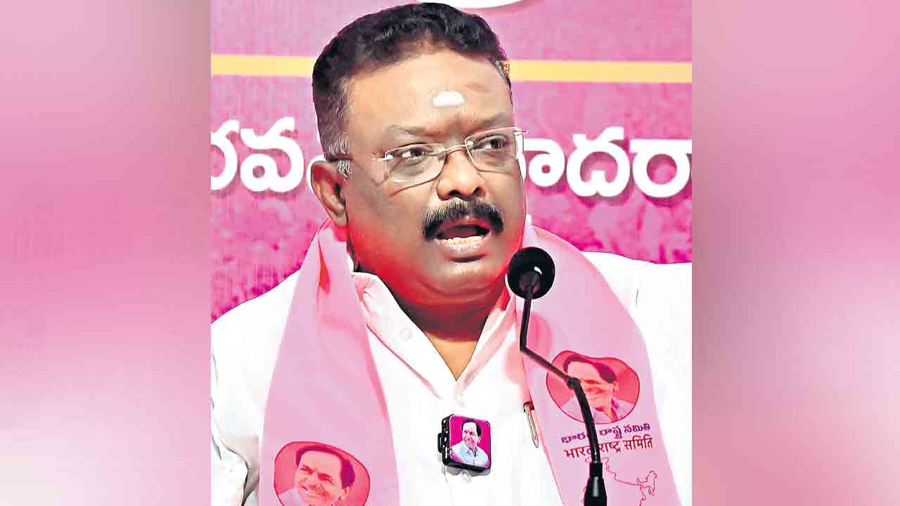 బీసీలకు దక్కిన అపురూప కానుక