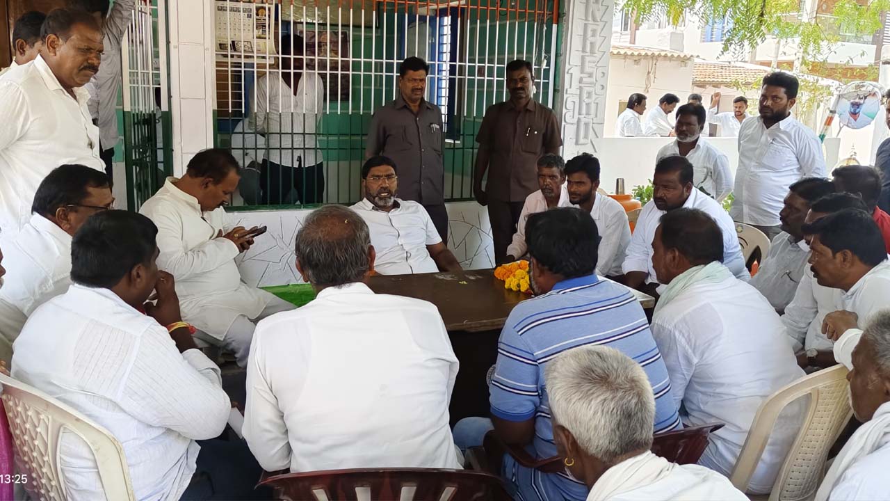 Waddepally | ఇథనాల్‌ కంపెనీని అడ్డుకోండి.. మాజీ ఎమ్మెల్యే సంపత్‌కు రైతుల వినతి..