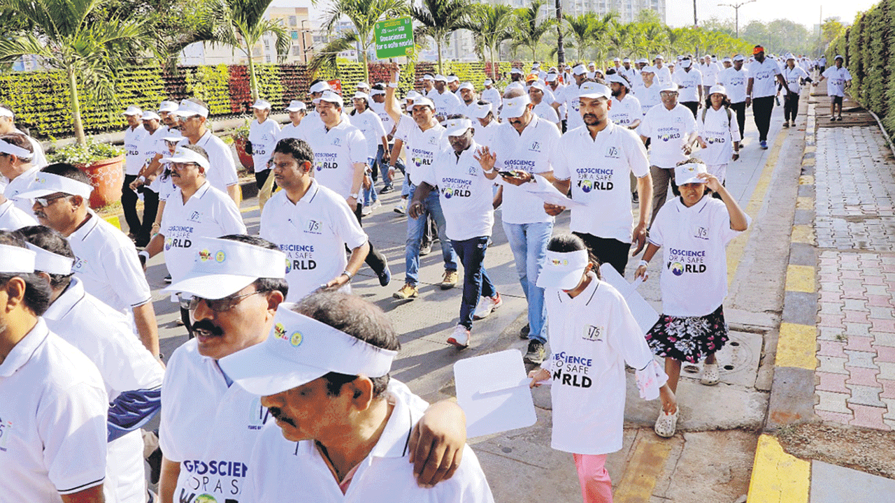 ఆకట్టుకున్న వాకథాన్‌