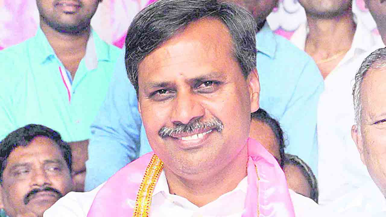 జనగామకు మహిళా, ట్రాఫిక్‌ పోలీస్‌స్టేషన్లు ఇవ్వండి