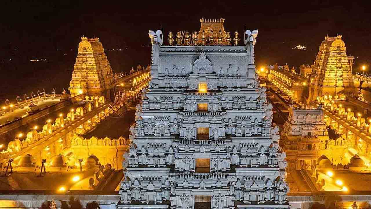 Yadadri Narasimhaswamy | యాదాద్రి నరసింహస్వామి బ్రహ్మోత్సవాలకు మంత్రుల గైర్హాజరు ..!