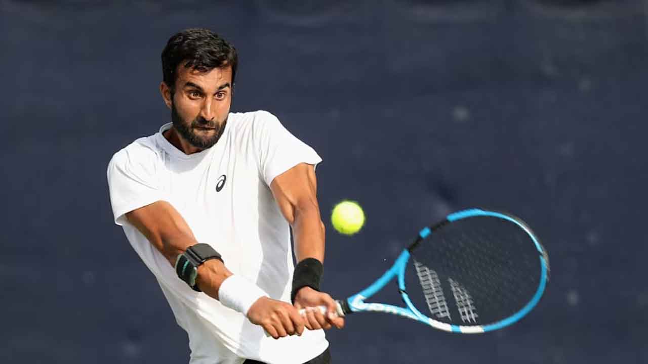 ప్రిక్వార్టర్స్‌కు యుకీ బాంబ్రీ