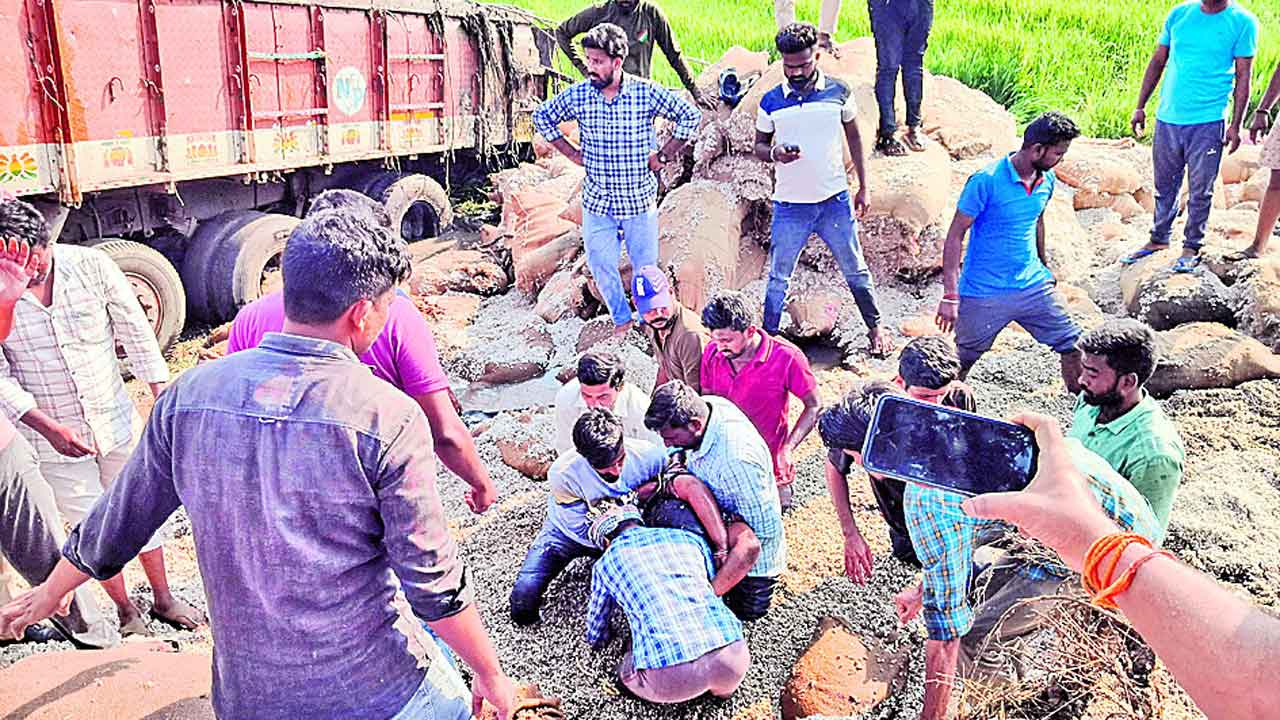 దూసుకొచ్చిన మృత్యువు