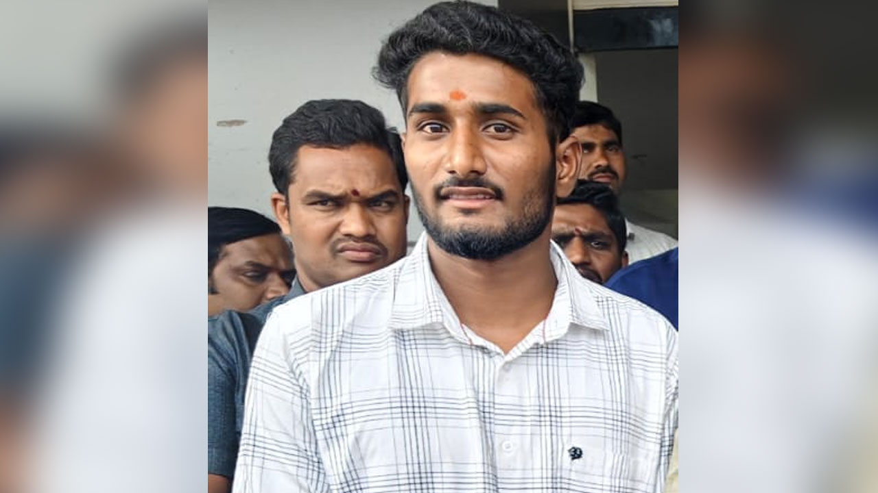 Rayapole | ఆర్మీకి ఎంపికైన అనాజీపూర్‌ యువకుడు