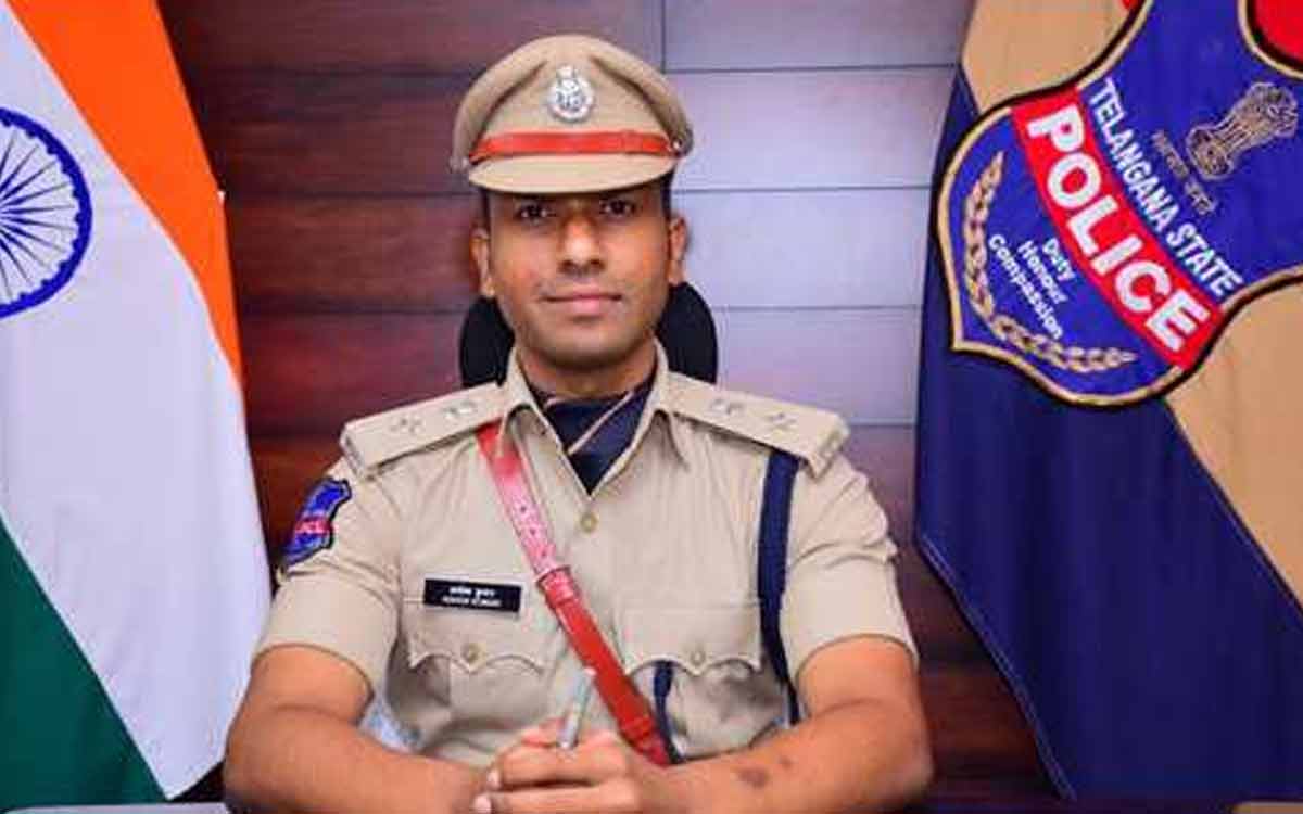 Police Act implemented in Jagtial | జిల్లా పరిధిలో సిటీ పోలీస్ యాక్ట్ అమలు: జిల్లా ఎస్పీ అశోక్ కుమార్