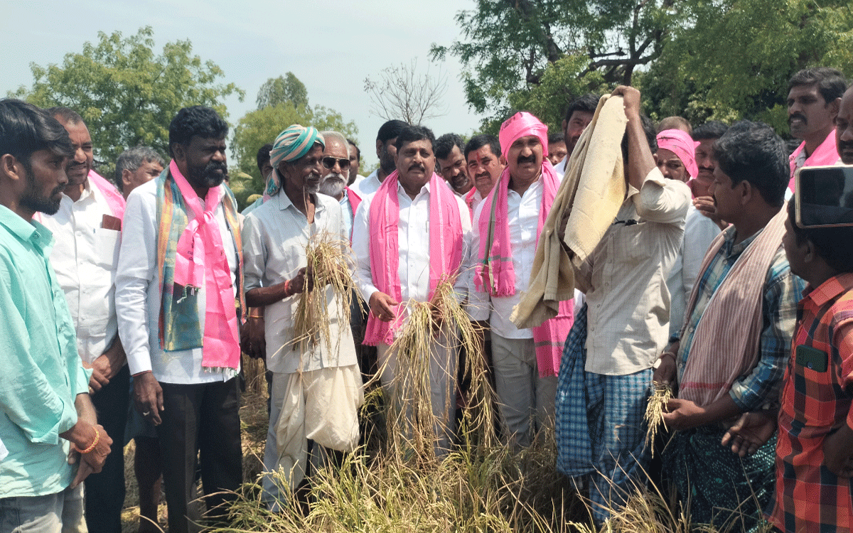 Badugula Lingaiah Yadav : ఇది కాలం తెచ్చిన కరువు కాదు.. కాంగ్రెస్ తెచ్చిన కరువు : మాజీ ఎంపీ బ‌డుగుల లింగ‌య్య‌యాద‌వ్‌