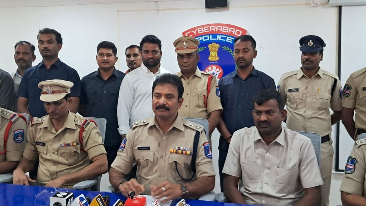 Hyderabad | దారి దోపిడీ ముఠా అరెస్ట్.. రూ. 18 లక్షలు స్వాధీనం