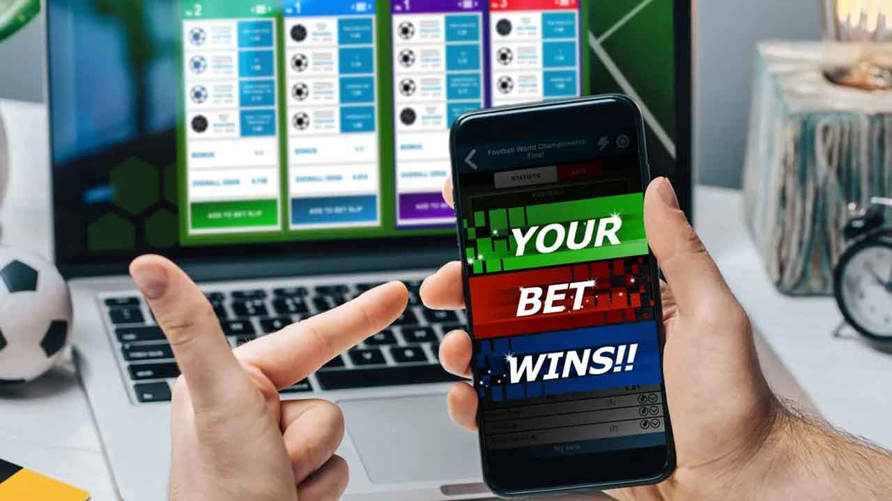 Betting Apps | సినిమా చూపించేస్తున్నారు.. బెట్టింగ్‌ యాప్స్‌ ప్రమోటర్లు, నిర్వాహకులపై మరిన్ని కేసులు!