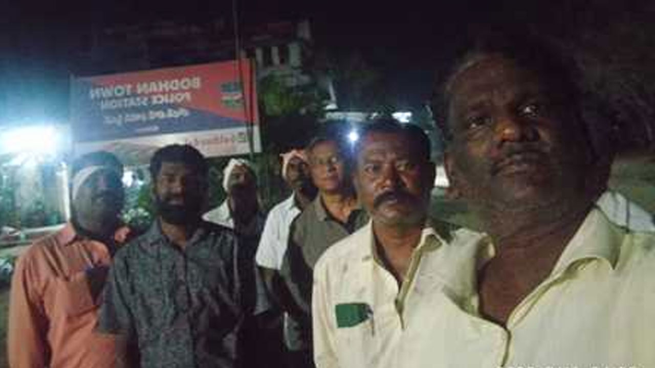 NDSL | ఎన్‌డీఎస్‌ఎల్‌ కార్మిక సంఘం చలో హైదరాబాద్‌.. బోధన్‌లో అర్ధరాత్రి అరెస్టులు