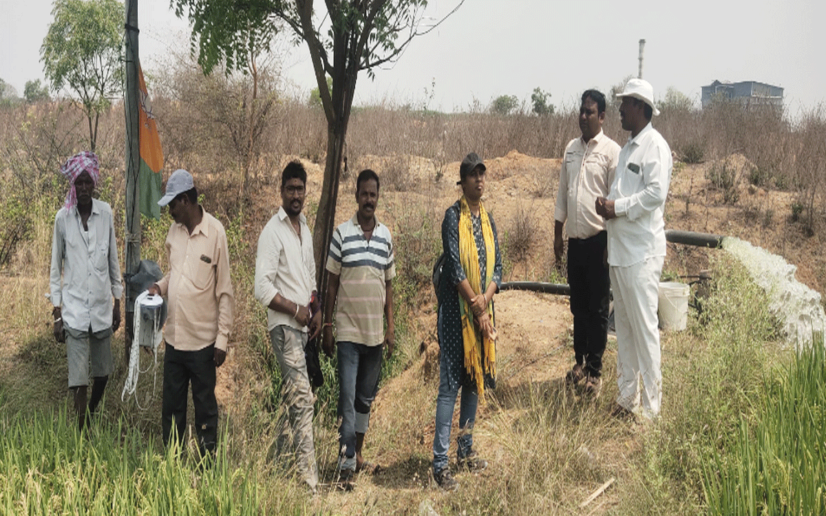 Land survey : బొల్లెపల్ల్లి కాల్వకు కొనసాగుతున్న భూ సర్వే