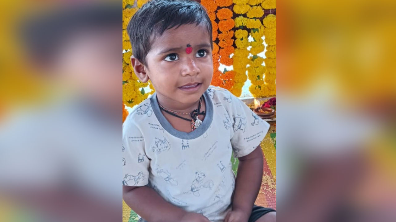 Illendu | ట్రాక్టర్ కింద పడి 18 నెలల బాలుడు మృతి