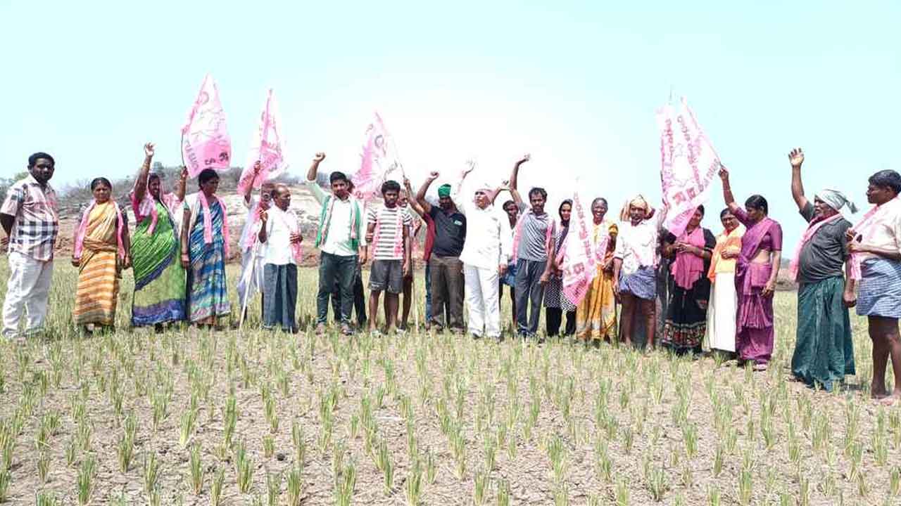 BRS | ప్రభుత్వం ఇచ్చిన హామీలను అమలు చేయాలని బీఆర్‌ఎస్‌ నిరసన