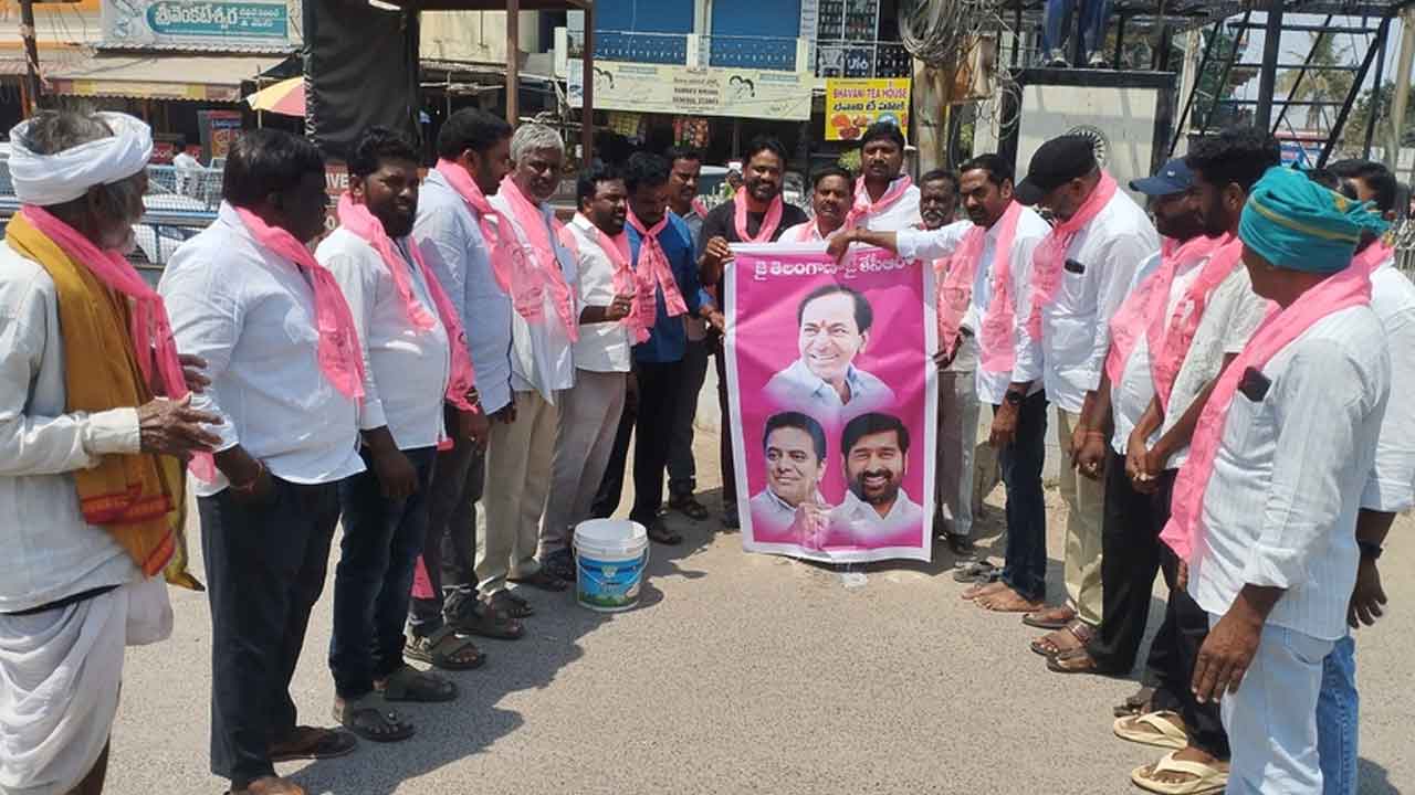 BRS | బీఆర్‌ఎస్‌ నేతల దిష్టిబొమ్మలు దహనం చేయడం దుర్మార్గమైన చర్య