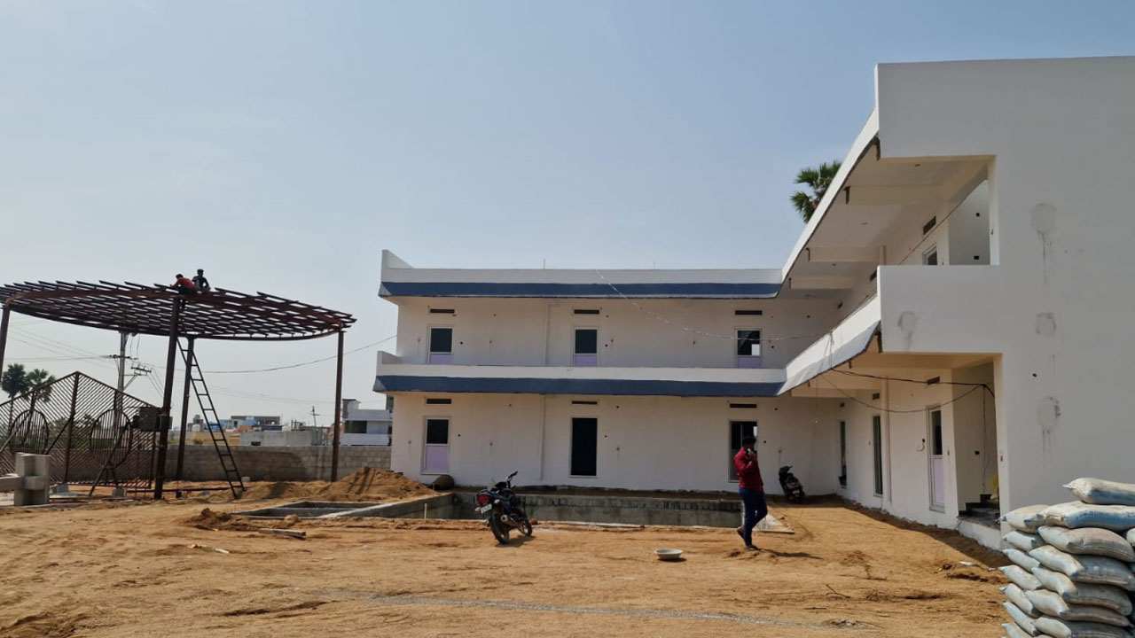 Nagaram | బఫర్‌ జోన్‌లో జోరుగా అక్రమ నిర్మాణాలు.. పట్టించుకోని మున్సిపల్‌ అధికారులు