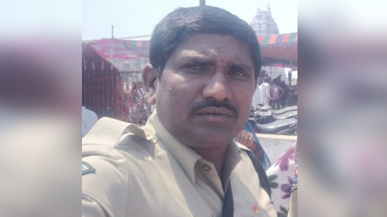 Kamareddy | గాంధారిలో కారు బీభ‌త్సం.. కానిస్టేబుల్ మృతి