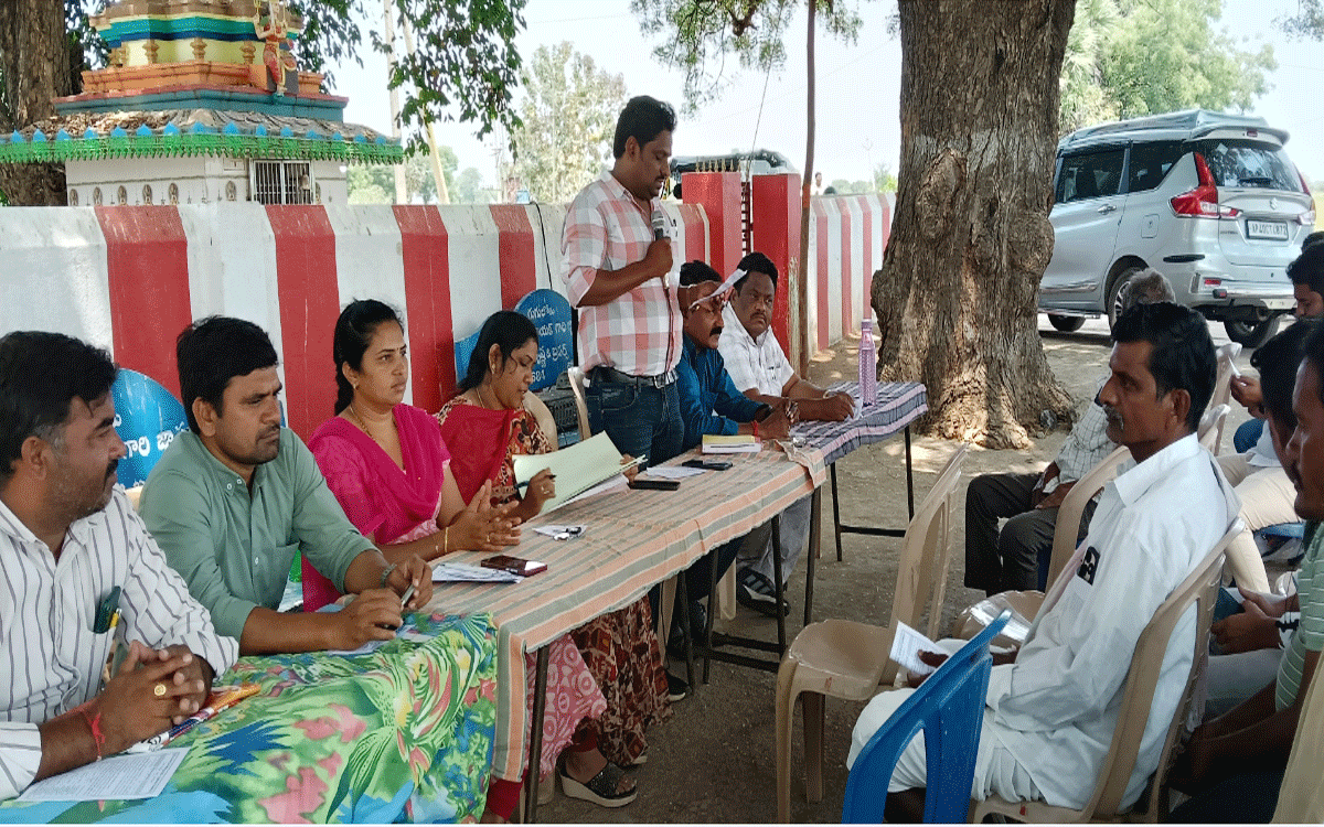 Champulal Jatara : చాంపులాల్ జాతరలో దుకాణాల నిర్వహణకు వేలం