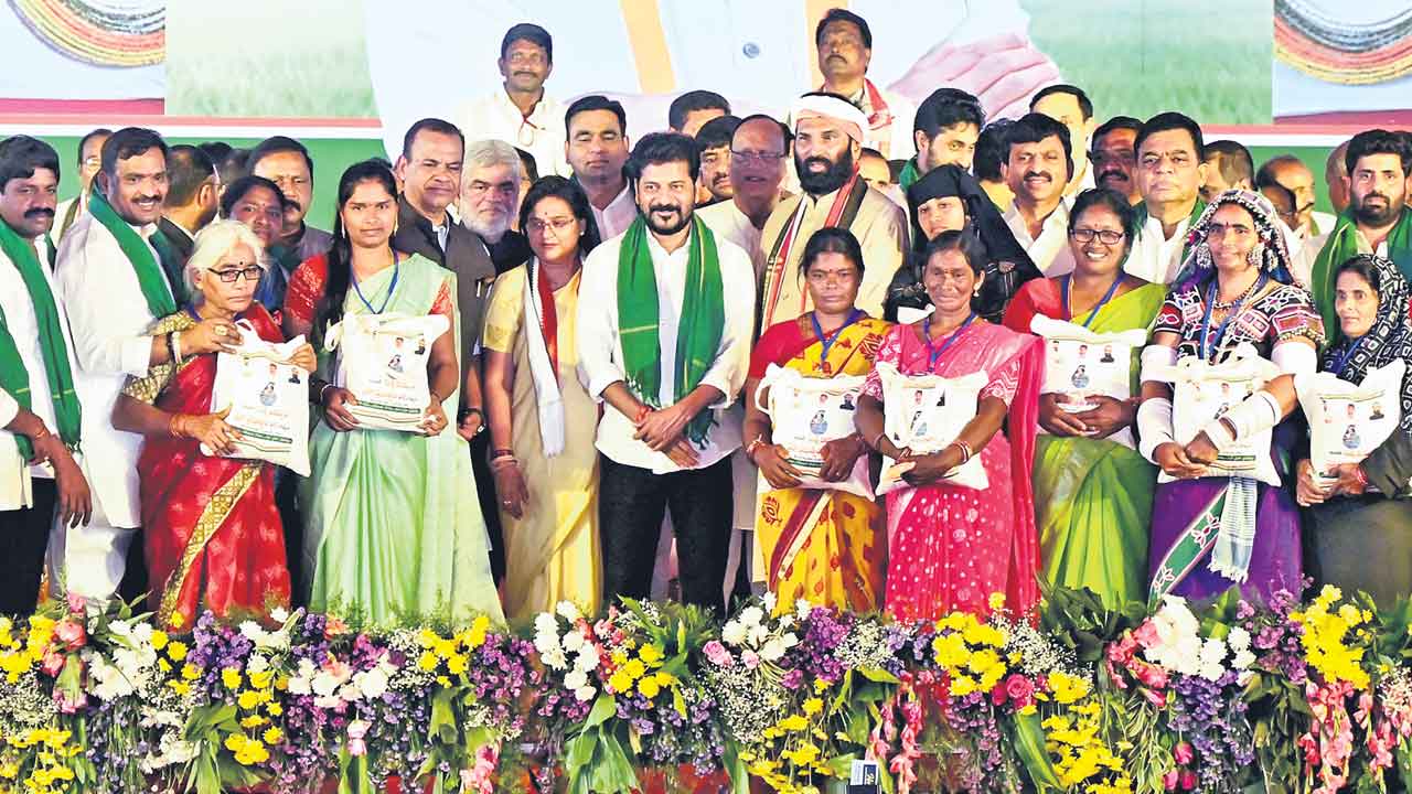 ప్రతి ఒక్కరికీ 6 కిలోల సన్నబియ్యం