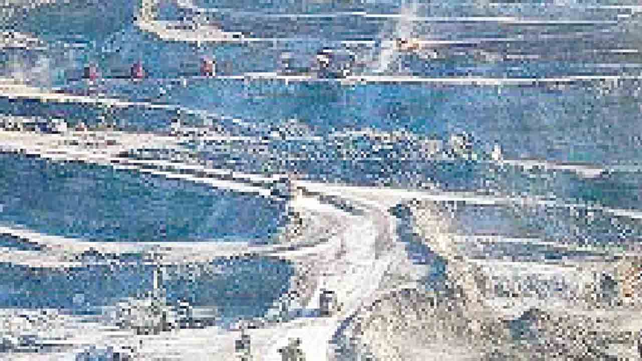 జేకే 5 క్లోజ్‌.. చీకటిమయంకానున్న బొగ్గుట్ట