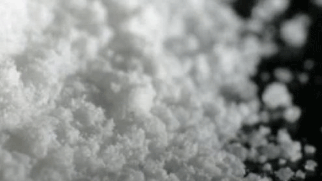 Cocaine : బెంగుళూరు ఎయిర్‌పోర్టులో 3 కేజీల కొకైన్ ప‌ట్టివేత‌