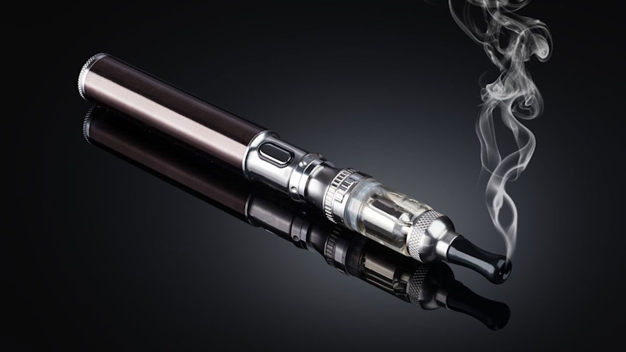 E-Cigarettes | ఓల్డ్ సిటీలో నిషేధిత ఈ-సిగరెట్ల పట్టివేత..