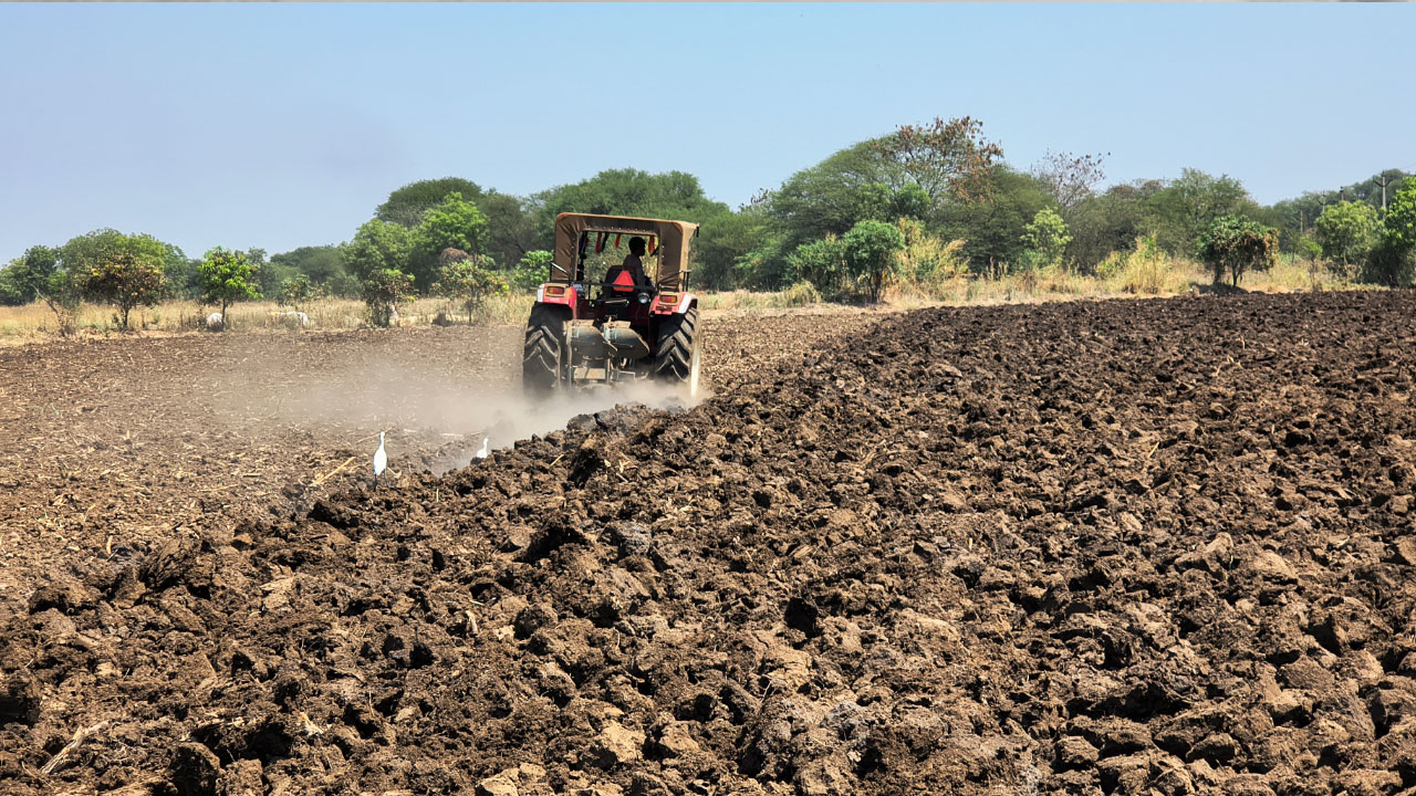Zaheerabad | వేసవి దుక్కులతో.. లాభాలు బాగు..