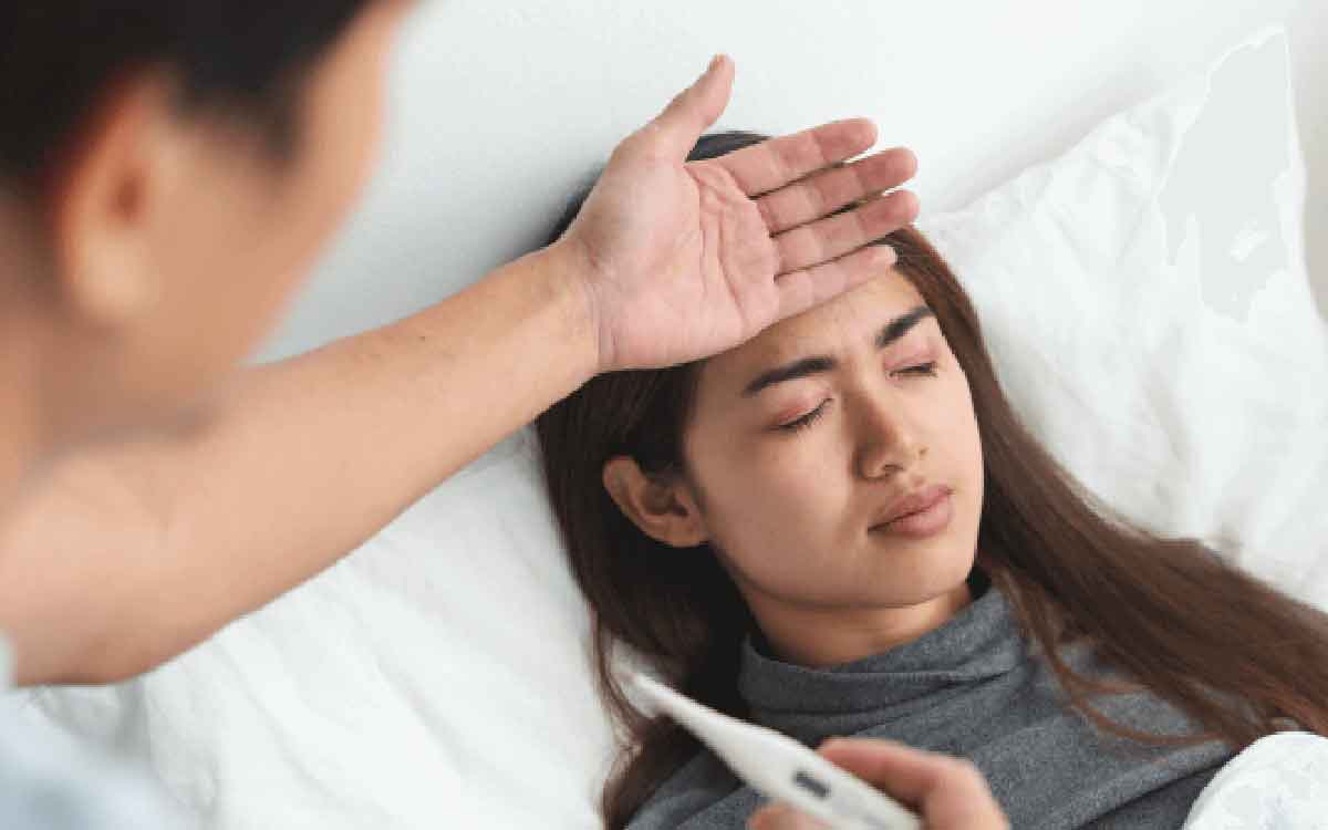 Fever Foods | జ్వ‌రం వ‌చ్చిందా.. అయితే ఈ ఆహారాల‌ను ఎట్టి ప‌రిస్థితిలోనూ తిన‌కండి..!