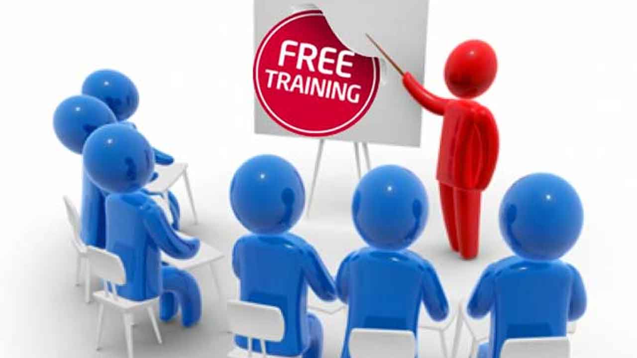 Free training | ఏసీ, రిఫ్రిజిరేటర్‌ రిపేరింగ్‌లో ఉచిత శిక్షణ