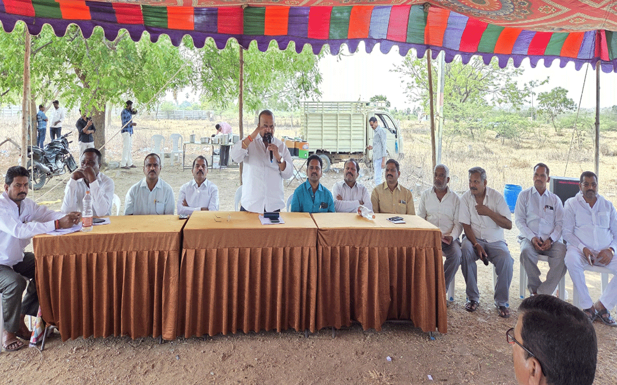 BRS KV PEL : కార్మికులు మెచ్చే వేతన ఒప్పందం సాధిస్తాం : గొంగిడి మహేందర్‌రెడ్డి