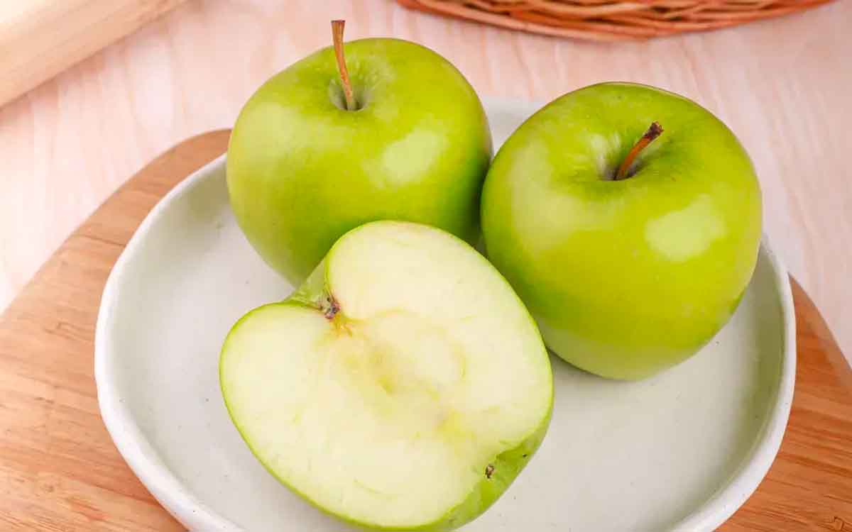 Green Apples | గ్రీన్ యాపిల్స్‌ను చిన్న‌చూపు చూడ‌కండి.. వీటితో క‌లిగే ప్ర‌యోజ‌నాలు తెలిస్తే వెంట‌నే తింటారు..!