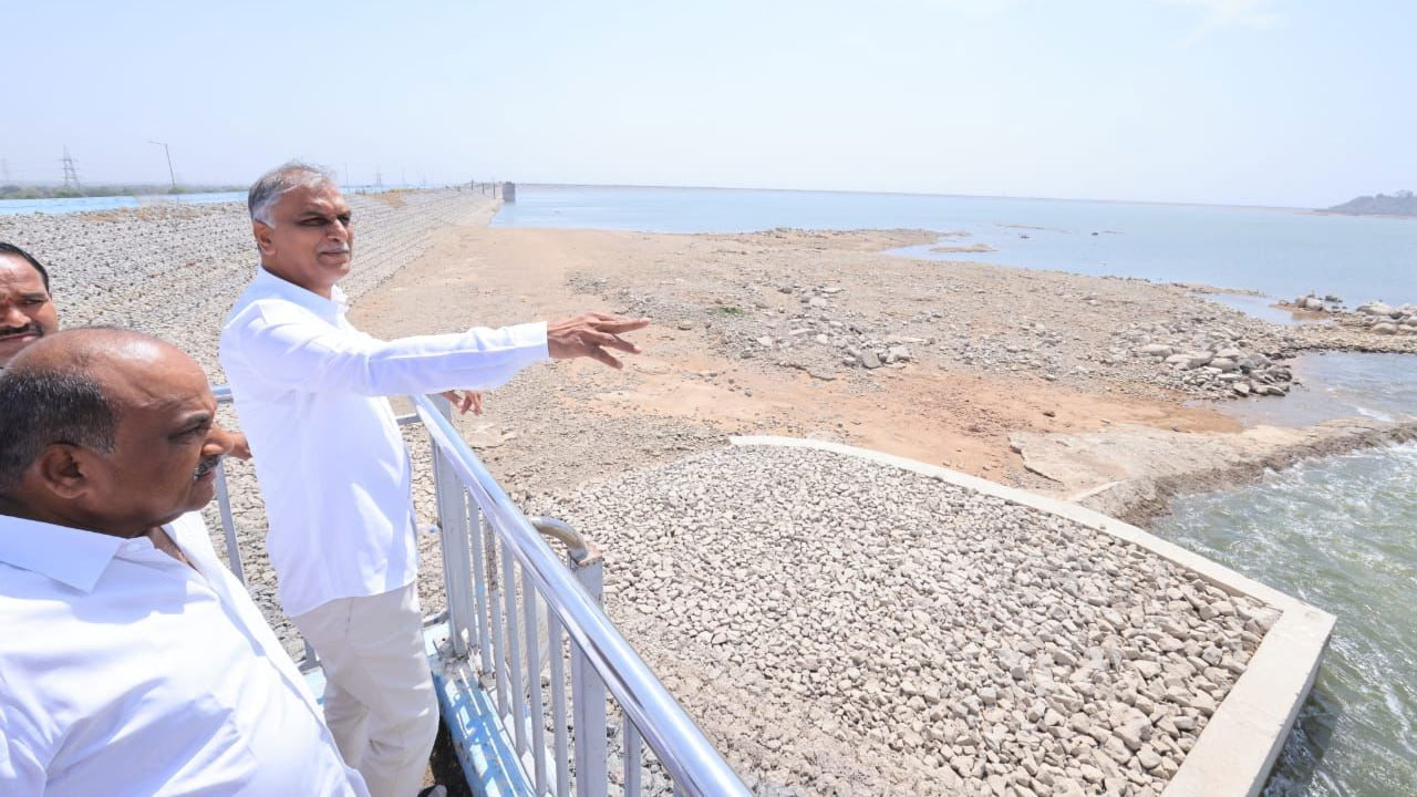 Harish Rao | ఇప్ప‌టికైనా కాంగ్రెస్ నేత‌లు క‌ళ్లు తెర‌వాలి.. లేదంటే చ‌రిత్ర క్ష‌మించ‌దు : హ‌రీశ్‌రావు