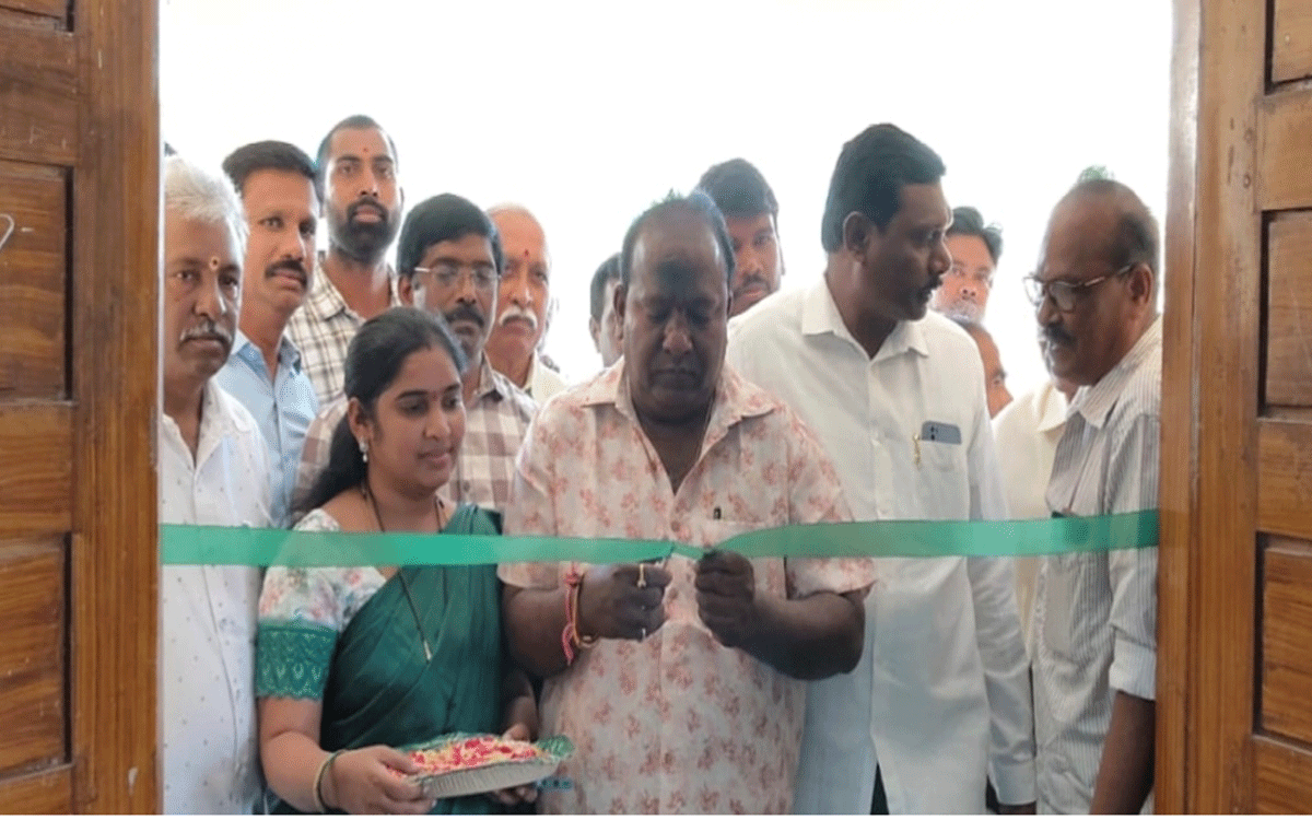 Health Camp : మ‌ధిర ఫొటో అండ్ వీడియోగ్రాఫర్స్ అసోసియేషన్ ఆధ్వర్యంలో హెల్త్ క్యాంప్‌
