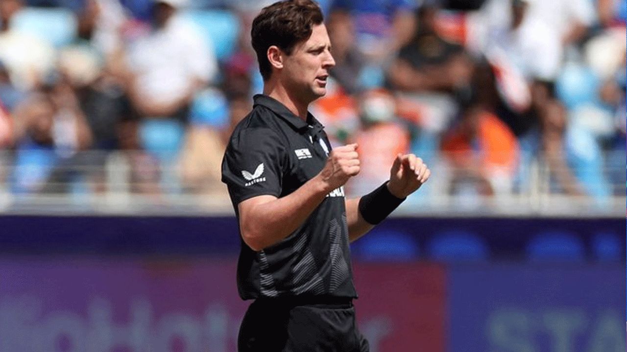 Matt Henry: చాంపియ‌న్స్ ట్రోఫీ ఫైన‌ల్‌కు మ్యాట్ హెన్రీ డౌటే.. గాయంతో బాధ‌ప‌డుతున్న కివీస్ పేస్ బౌల‌ర్‌