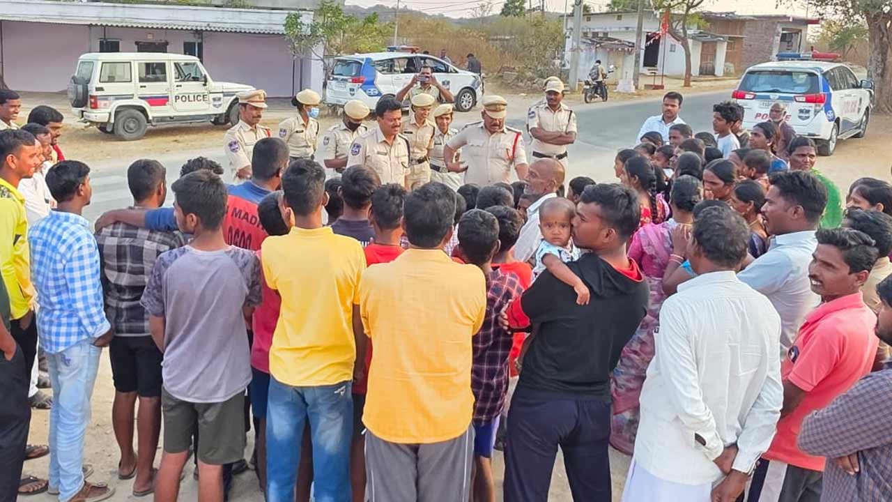 చెడు వ్యసనాలకు దూరంగా ఉండాలి: ఇబ్రహీంపట్నం ఏసీపీ కేపీవీ రాజు