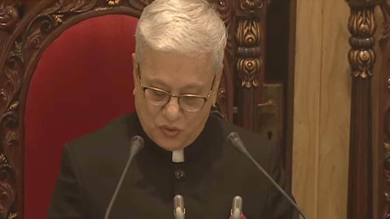 TG Assembly | గవర్నర్‌ ప్రసంగంపై బీఆర్ఎస్‌ ఎమ్మెల్యేల అభ్యంతరం.. ముందు సంపూర్ణ రైతు రుణమాఫీ చేయాలని నినాదాలు