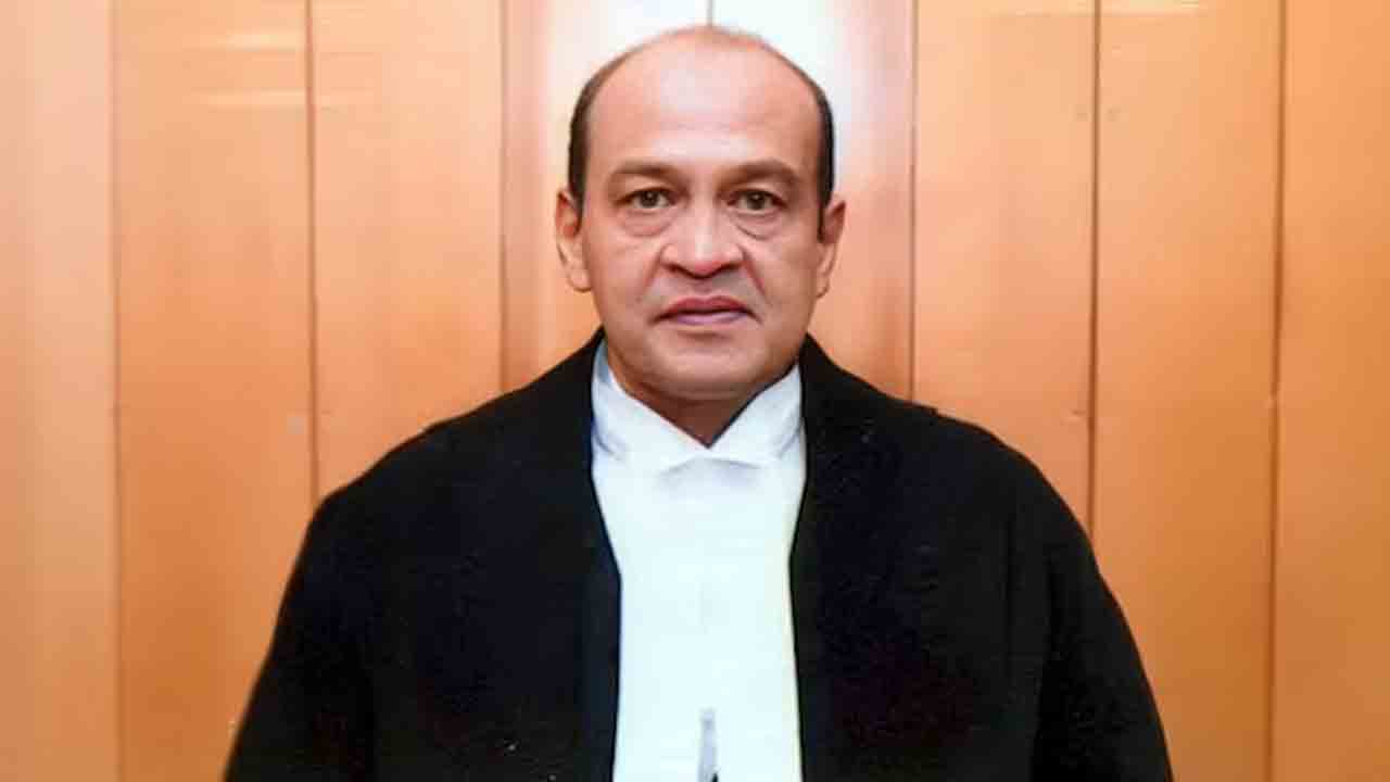 Justice Yashwant Varma | జడ్జి ఇంట్లో నోట్ల కట్టలు.. అంతర్గత విచారణకు సీజే ఆదేశం!