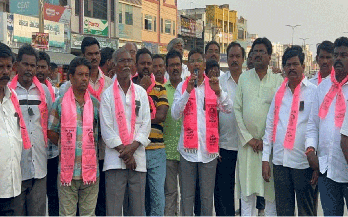 Jagadish Reddy Suspension : అసెంబ్లీలో ప్రశ్నించినందుకే సస్పెన్షన్ చేయడం దారుణం : లింగాల కమల్రాజు